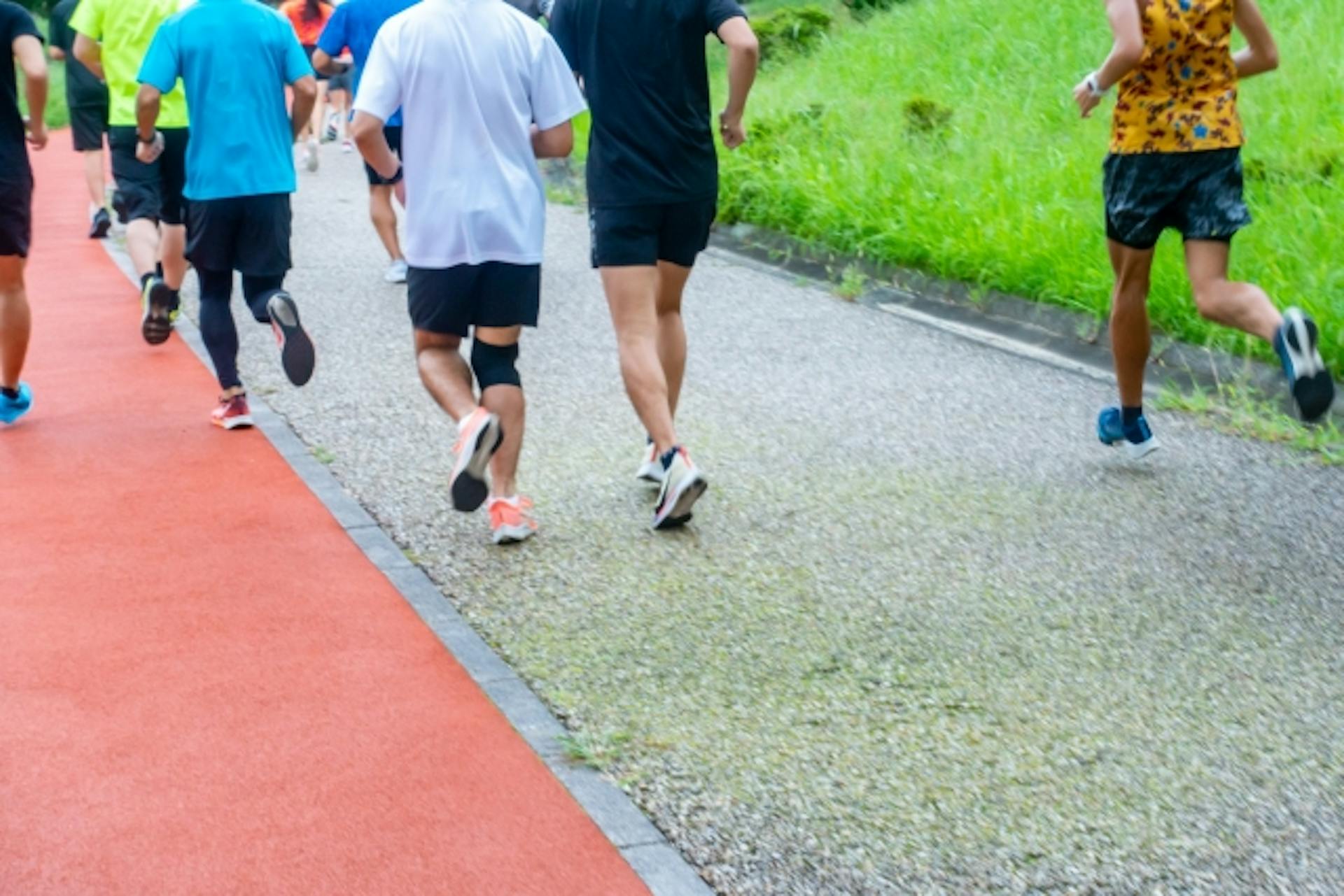 ジョギングとは？メリットや安全・効果的に走るためのポイントを解説のサムネイル