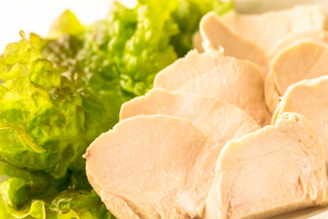 蒸した鶏むね肉