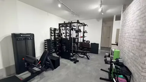 ザ パーソナルジム (THE PERSONAL GYM) 下井草店の写真1