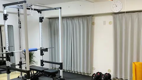 プライベートジムHPER(ハイパー) 富雄店の写真1