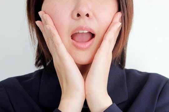 ドライマウスとは？症状や原因、意識したいポイントなどを解説！