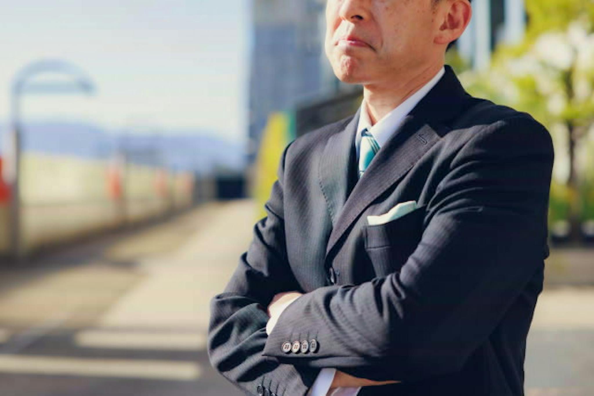 男性にも更年期障害がある？原因や症状、対処のためのポイントを解説のサムネイル