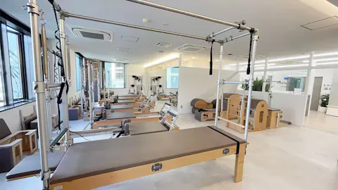 ゼンプレイスピラティス (zen place pilates) 福岡薬院スタジオ店の写真1
