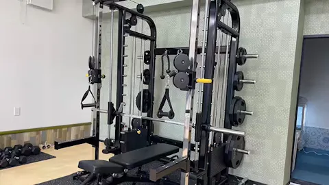 グッドライフジム (GOODLIFE GYM) 綾瀬店の写真1