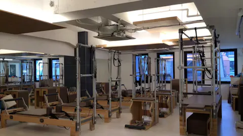 ゼンプレイスピラティス (zen place pilates) 八重洲スタジオ店の写真1
