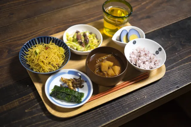 栄養とは？栄養素との違いや栄養素にまつわる基礎知識について解説のサムネイル