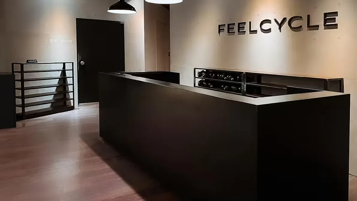 フィールサイクル (FEELCYCLE) 梅田茶屋町店の画像