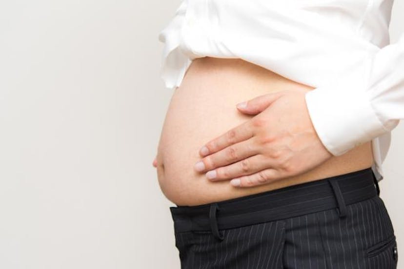 脂肪肝は大きな病気を引き起こす？症状や原因、改善法を徹底解説のサムネイル