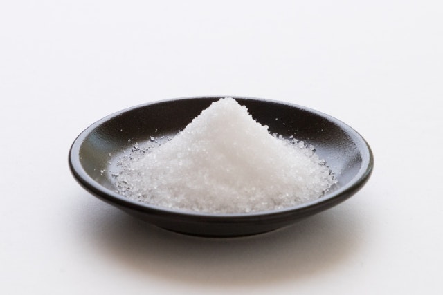 ナトリウムを多く含む食品は？健康への影響や減塩のポイントを解説