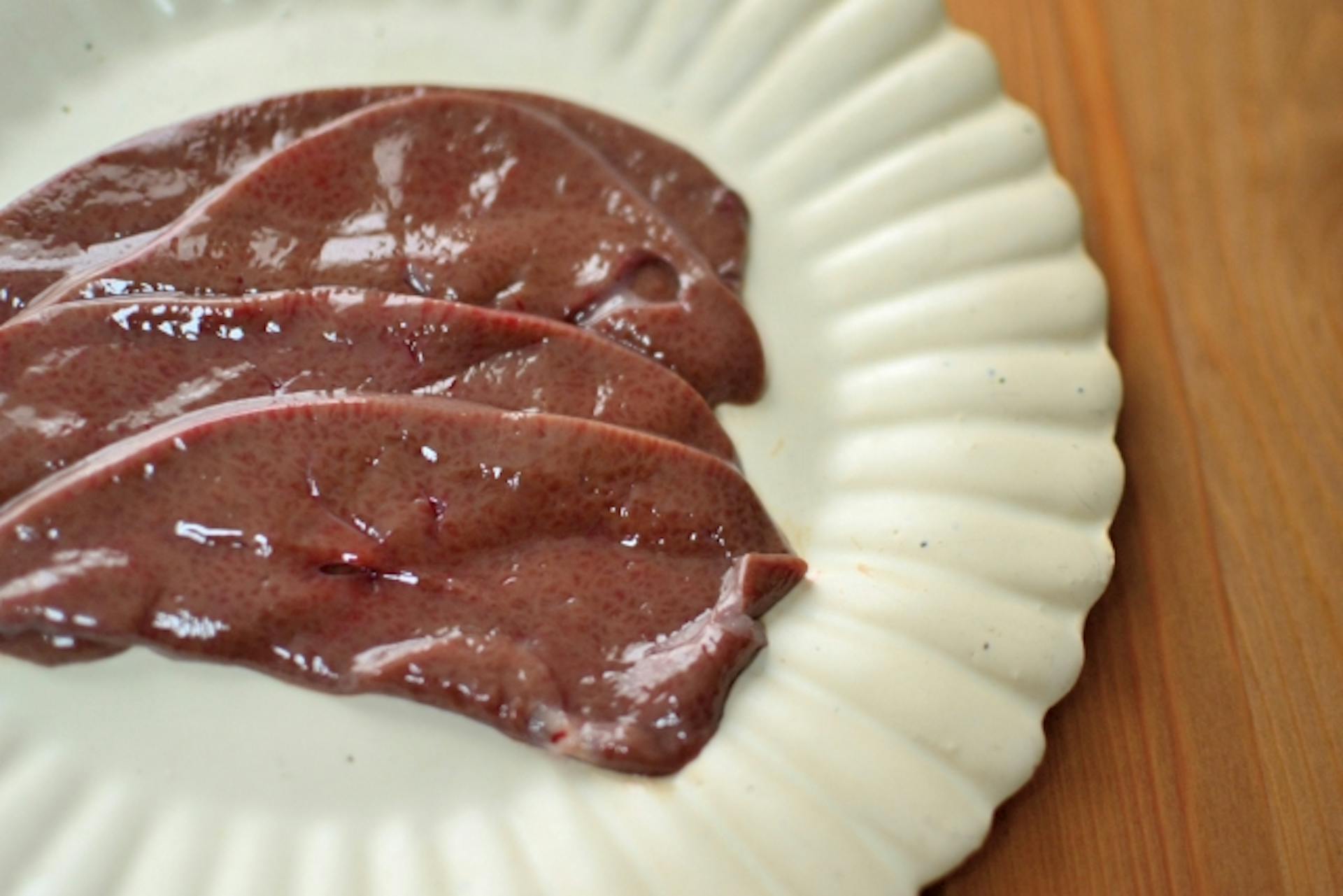 ヘム鉄とは？非ヘム鉄との違いや摂取の際のポイントを詳しく解説のサムネイル