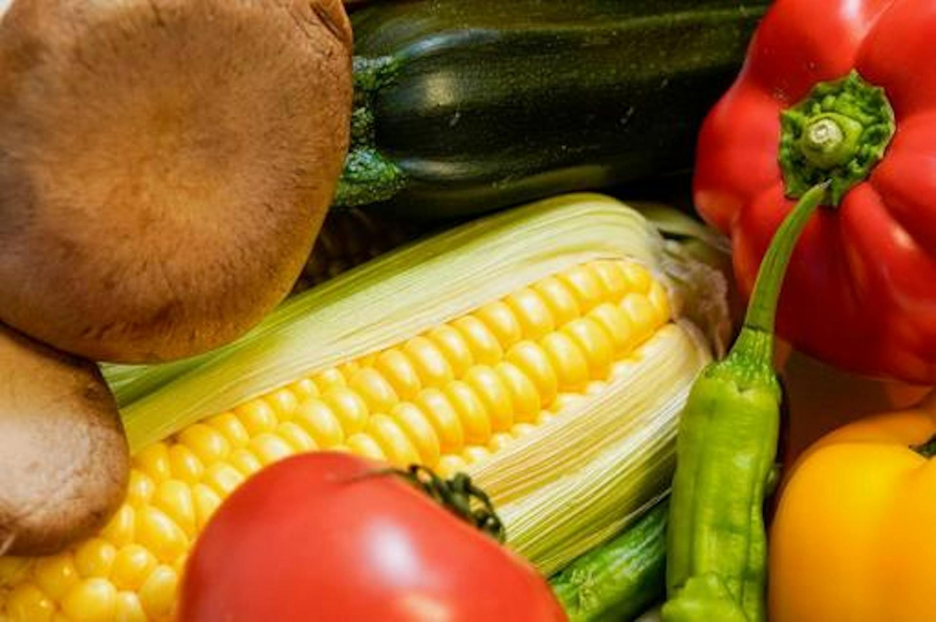 食物繊維を含む食べ物は？摂取目標量と摂取量を増やすコツも解説のサムネイル