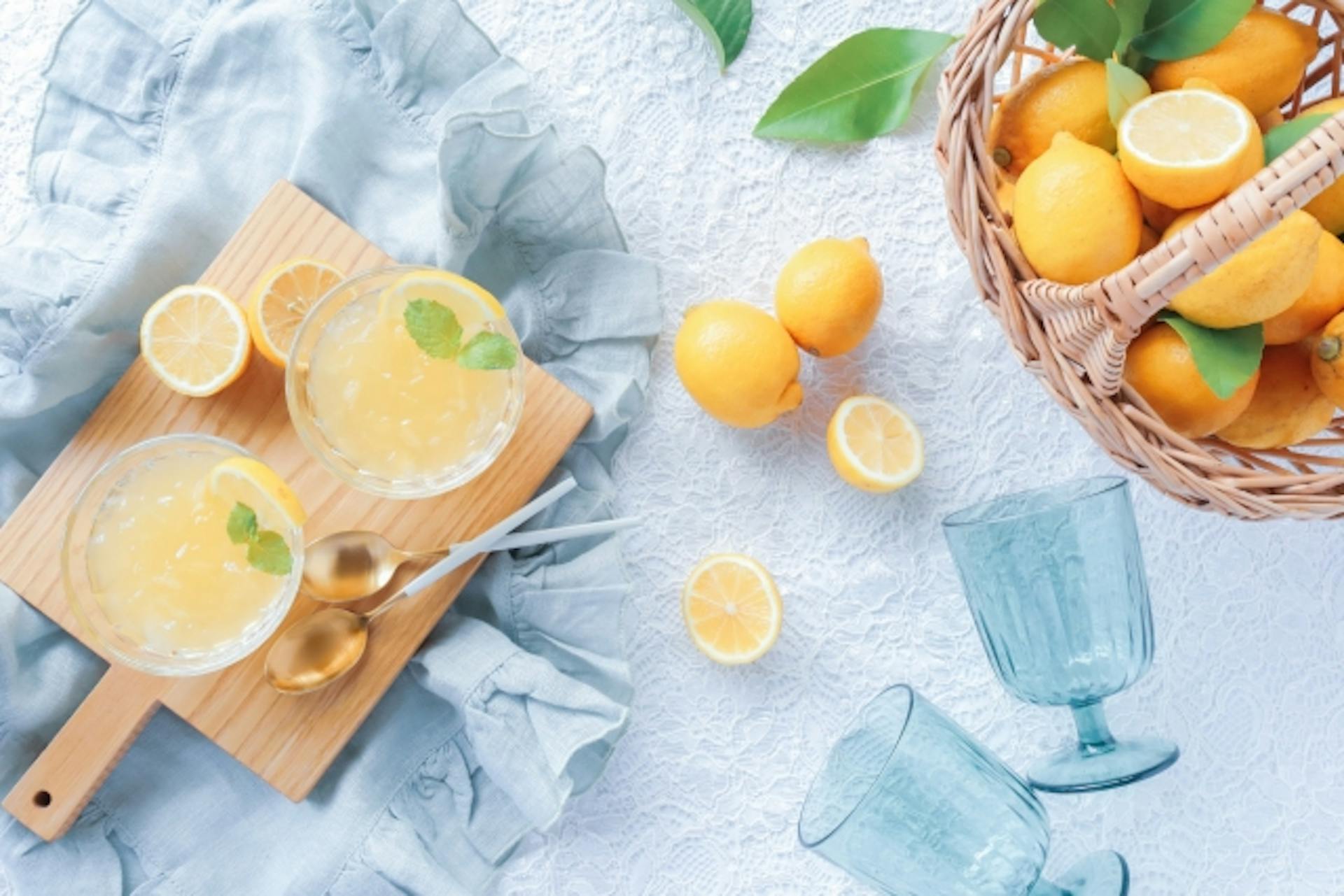 ビタミンCとは？体内でのはたらきや適切な摂取量、摂取源を紹介のサムネイル