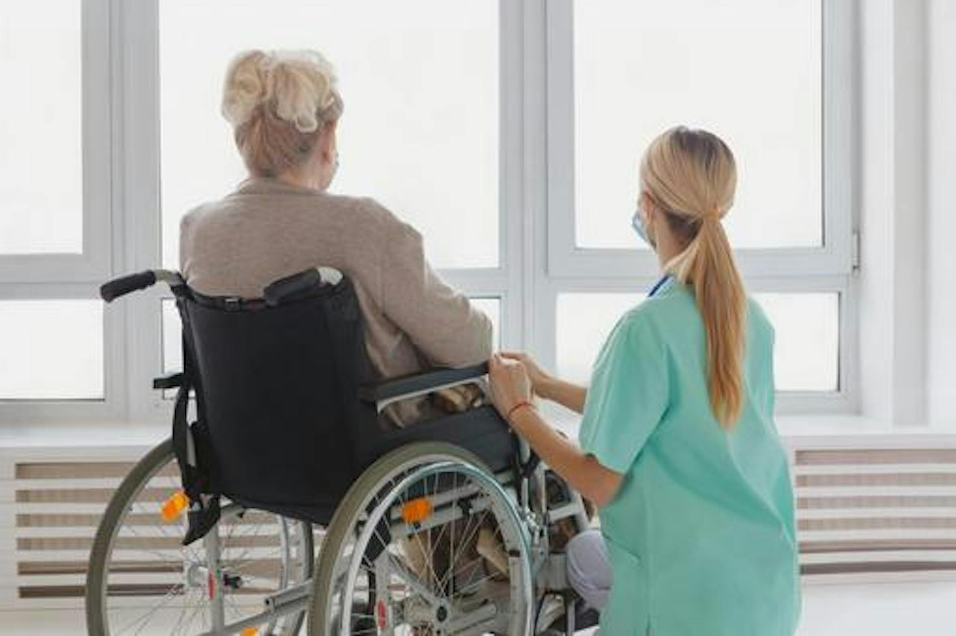 サルコペニアとは？ロコモやフレイルとの違い、予防・改善のポイントのサムネイル