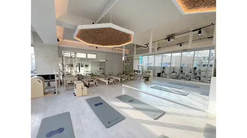 ゼンプレイスピラティス (zen place pilates) 大泉学園スタジオ店の写真1
