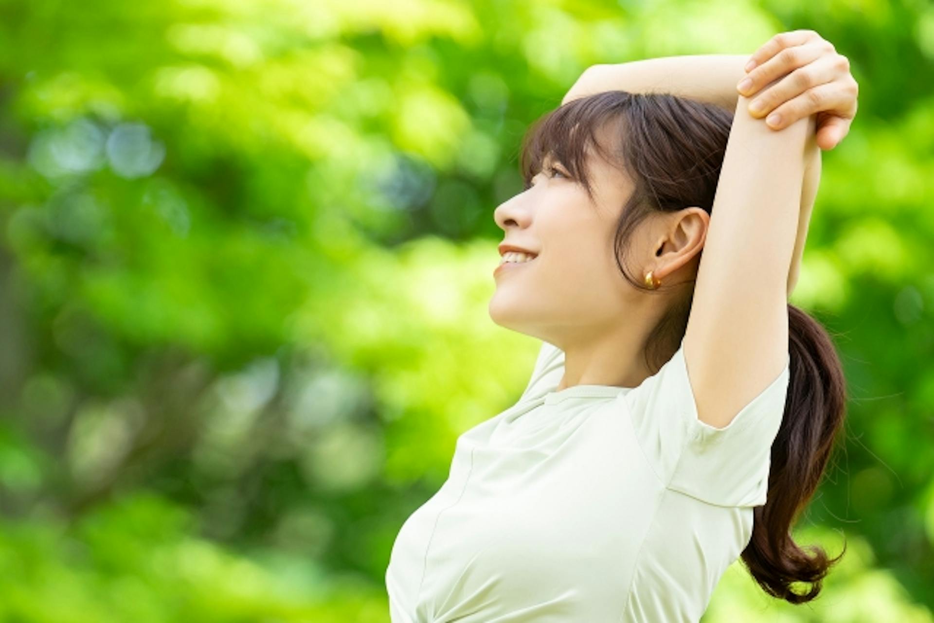 エストロゲンとは？作用や分泌量の変動によって起こる体の変化を解説のサムネイル