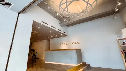 フィールサイクル (FEELCYCLE) 横浜店の写真1