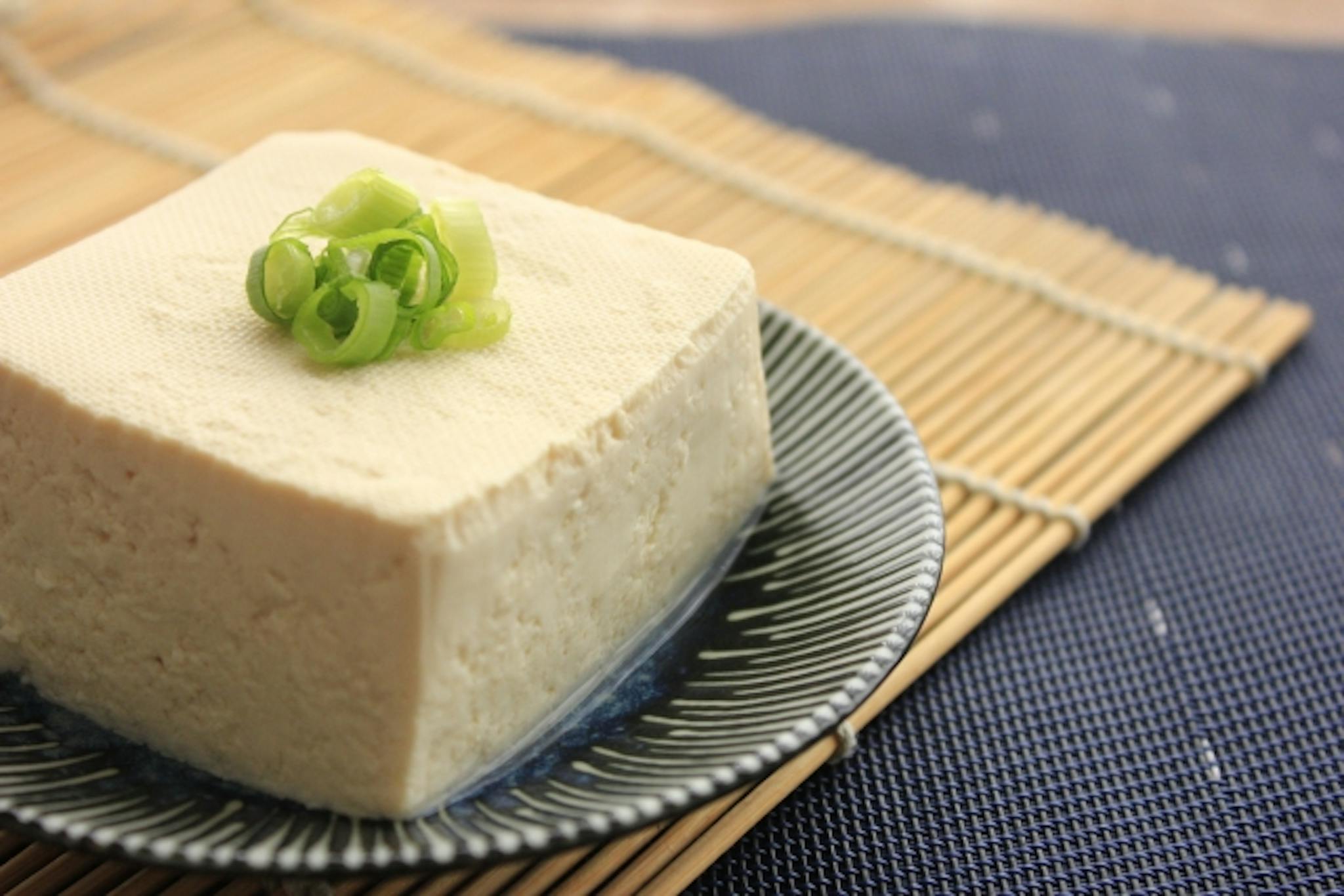 豆腐の炭水化物含有量は？ダイエットに役立つ食事のポイントを解説のサムネイル