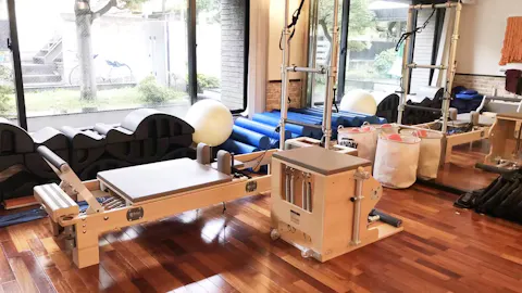 ゼンプレイスピラティス (zen place pilates) 下北沢第1スタジオ店の写真1