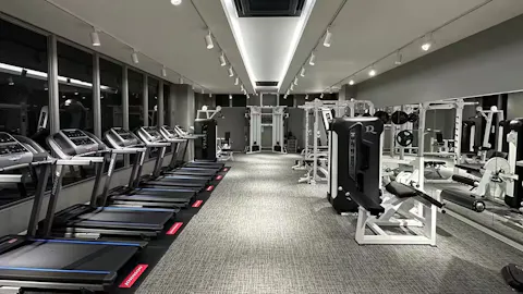 駅前筋肉留学GO 奈良店の写真1