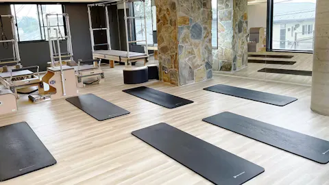 ゼンプレイスピラティス (zen place pilates) 成城学園前スタジオ店の写真1