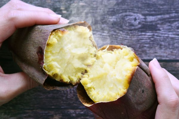 さつまいもを割ったところ