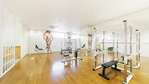 リボーンマイセルフ (Reborn Myself) 立川店の写真1