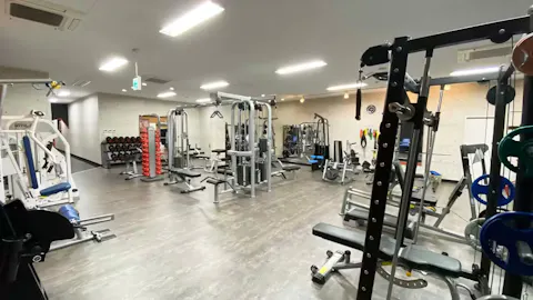 駅前筋肉留学GO 静岡店の写真1