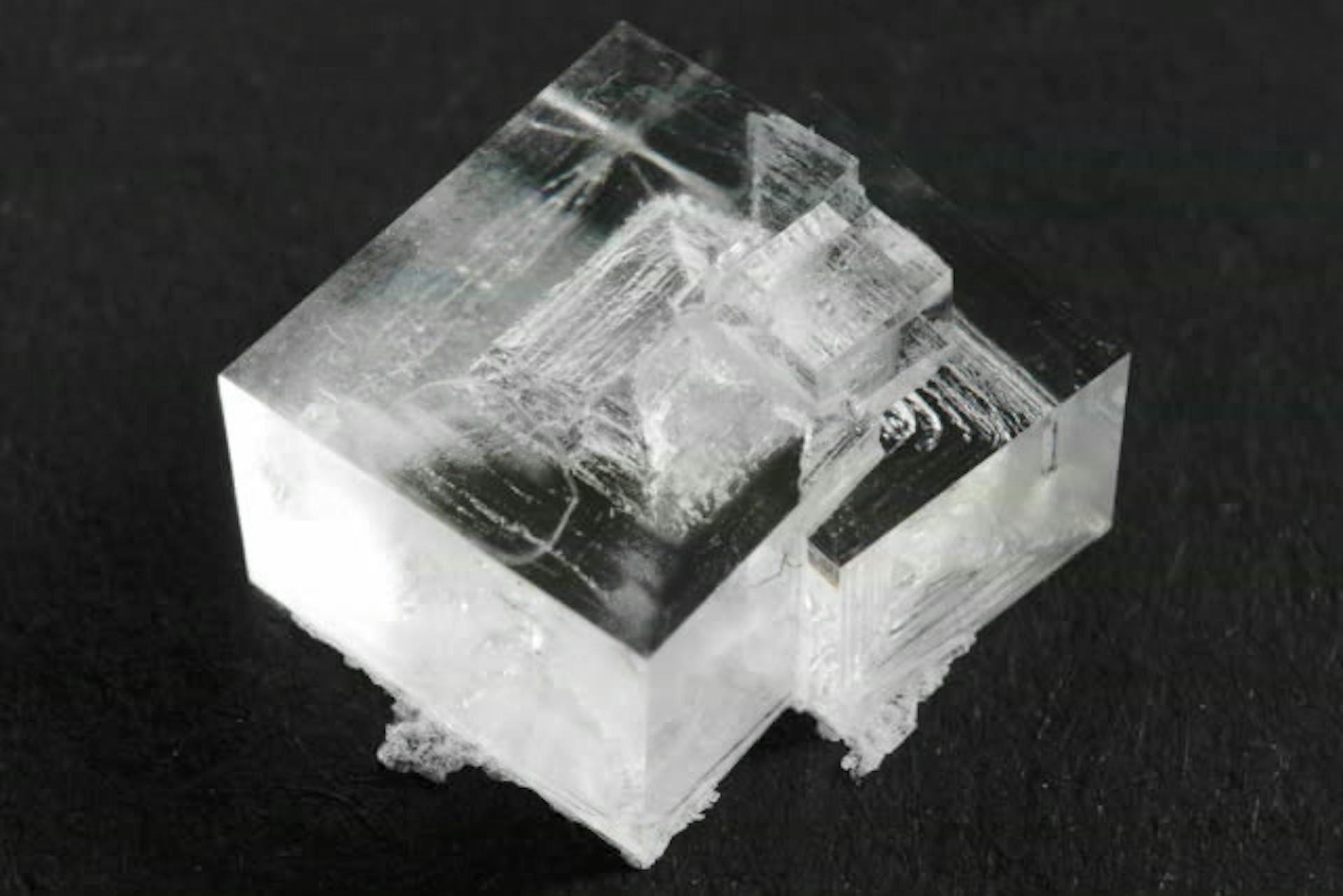 多量ミネラルとは？各ミネラルの作用や食事摂取基準、摂取源を紹介のサムネイル