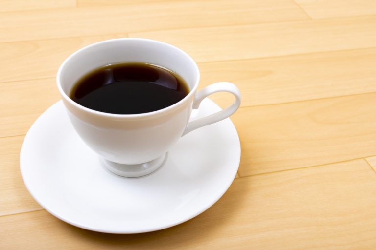 カフェインの効果と摂取できる飲み物・食べ物5選！眠気には何が効く？