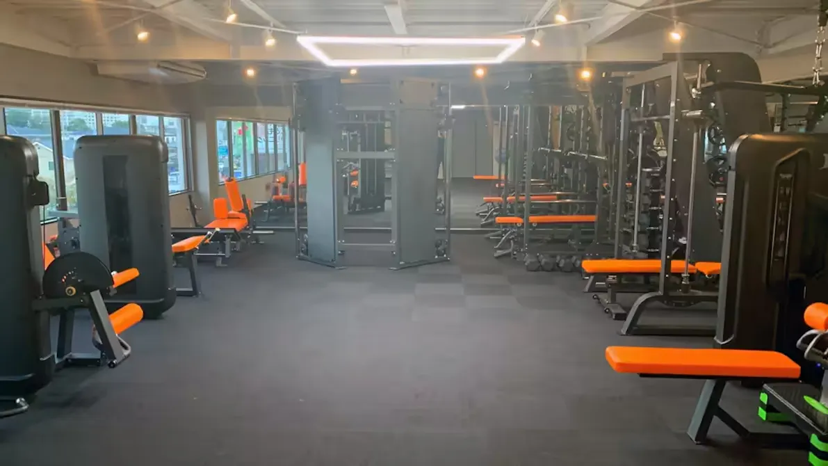 駅前筋肉留学GO 草津店の画像
