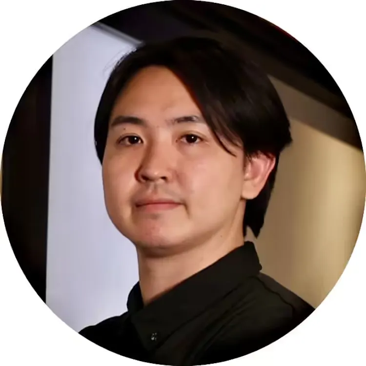 山本トレーナー