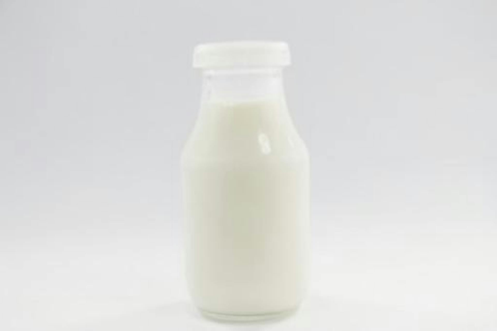 カルシウムとは？はたらきや過不足の影響、適切な摂取量について解説のサムネイル