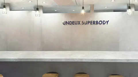 アンドゥスーパーボディ (UNDEUX SUPERBODY) 柏スタジオ店の写真1