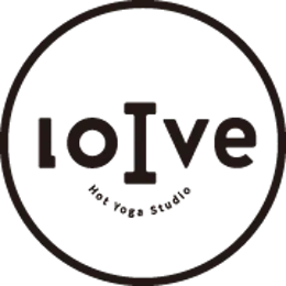ホットヨガスタジオ LOIVEのロゴ