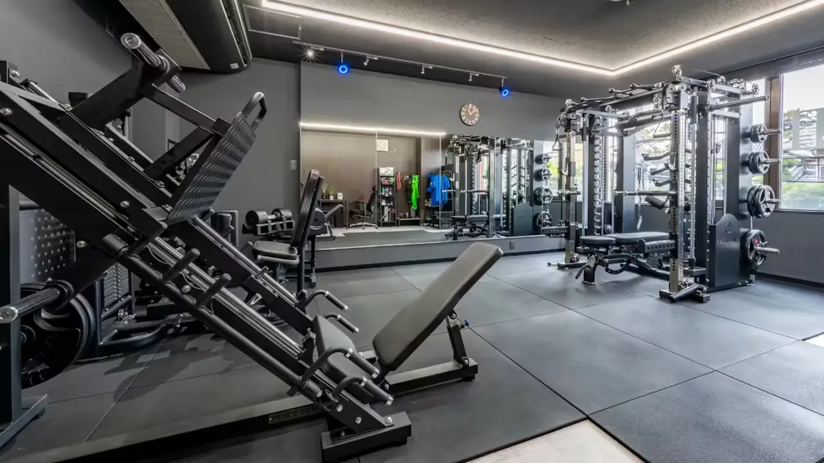 LB4 FITNESS 西大寺店の画像