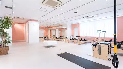 アーバンクラシックピラティス(URBAN CLASSIC PILATES) 福岡天神店の写真2