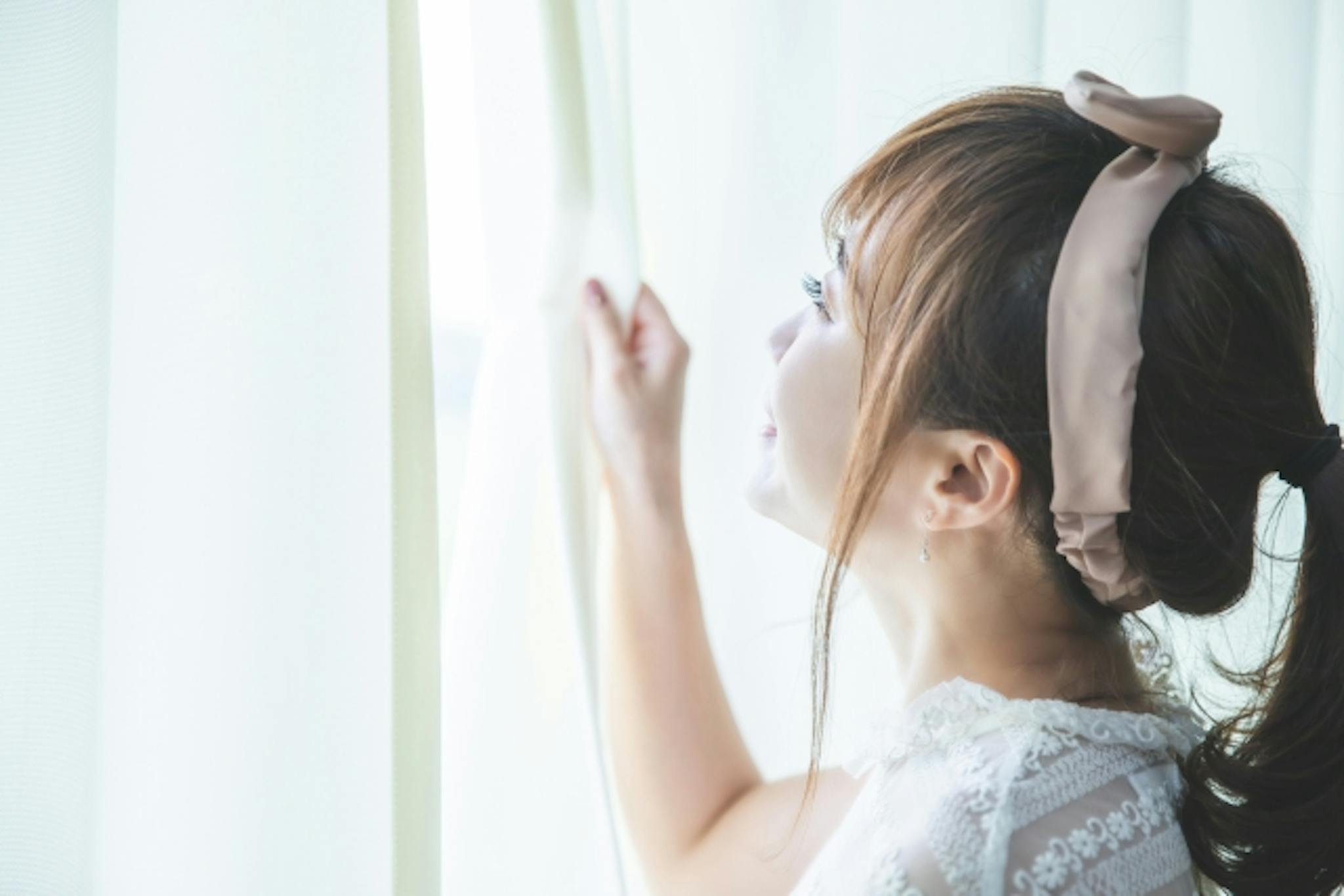 セロトニンとは？「幸せホルモン」の作用と分泌を促すためのポイントを紹介のサムネイル