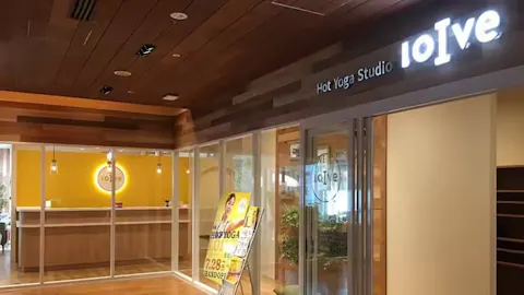 ホットヨガスタジオ LOIVE 福岡店の写真2