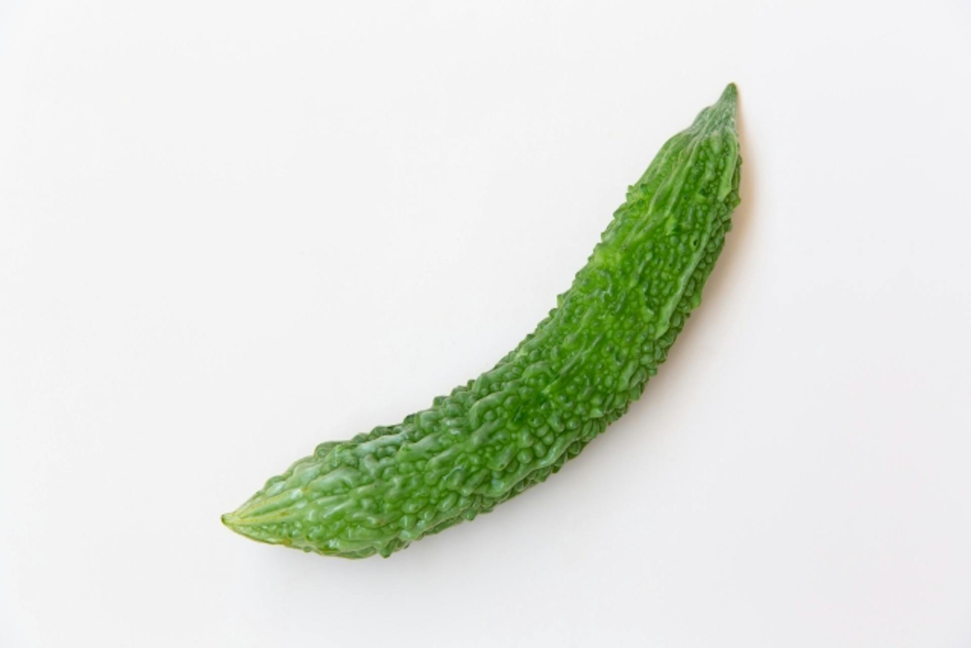 ゴーヤに含まれる栄養素とそのはたらきは？おいしく食べるコツも紹介のサムネイル