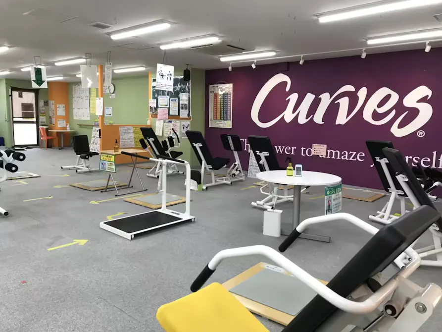カーブス 府中駅前店の画像