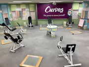 カーブス 鴫野駅前店の画像