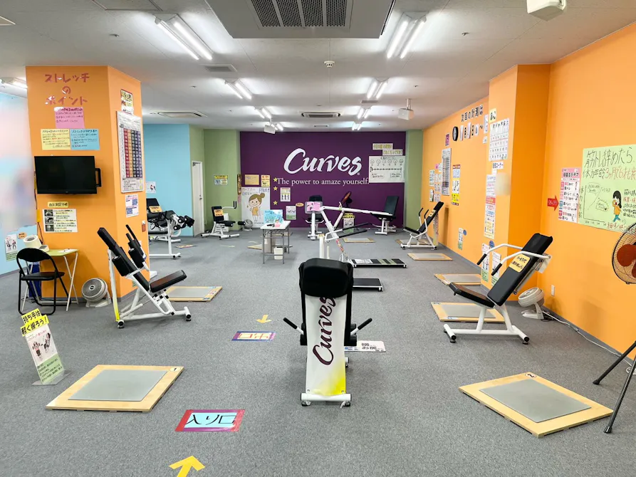 カーブス 広島段原ショッピングセンター店の画像