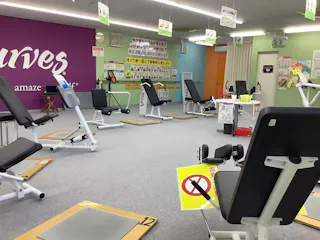 カーブス 秋田さんのう店の写真3