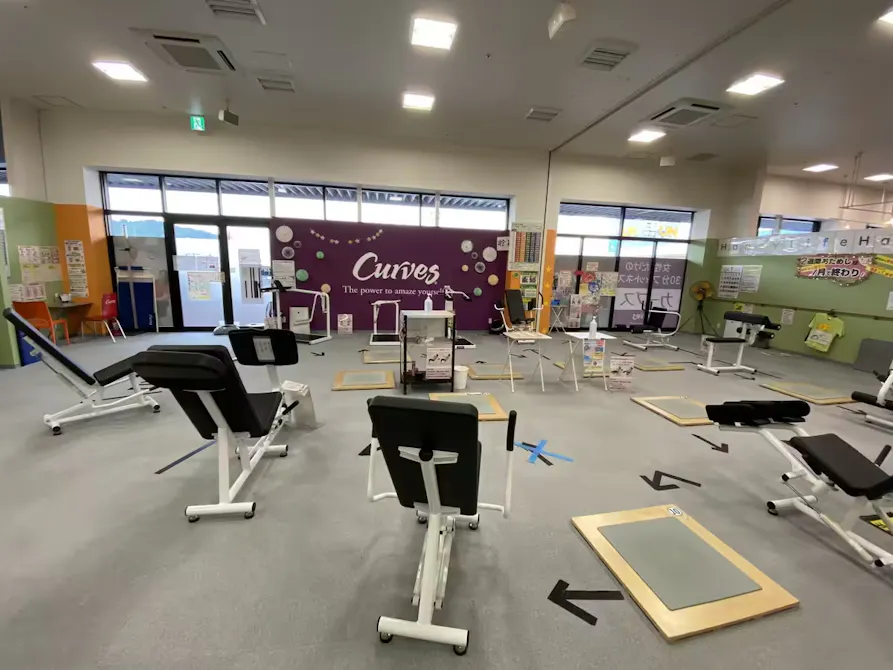 カーブス イオンタウン湖南店の画像
