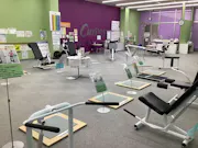 カーブス レスパ若松店の画像
