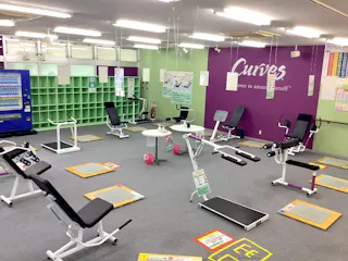 カーブス COOP明石台ショッピングセンター店の写真3