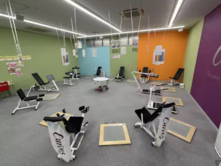 カーブス ドラッグユタカ鏡島店の写真3