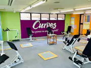 カーブス 要町駅前店の画像