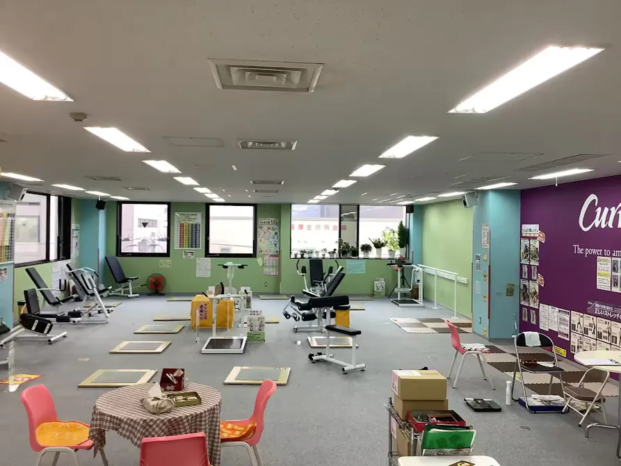 カーブス 江坂駅前店の画像