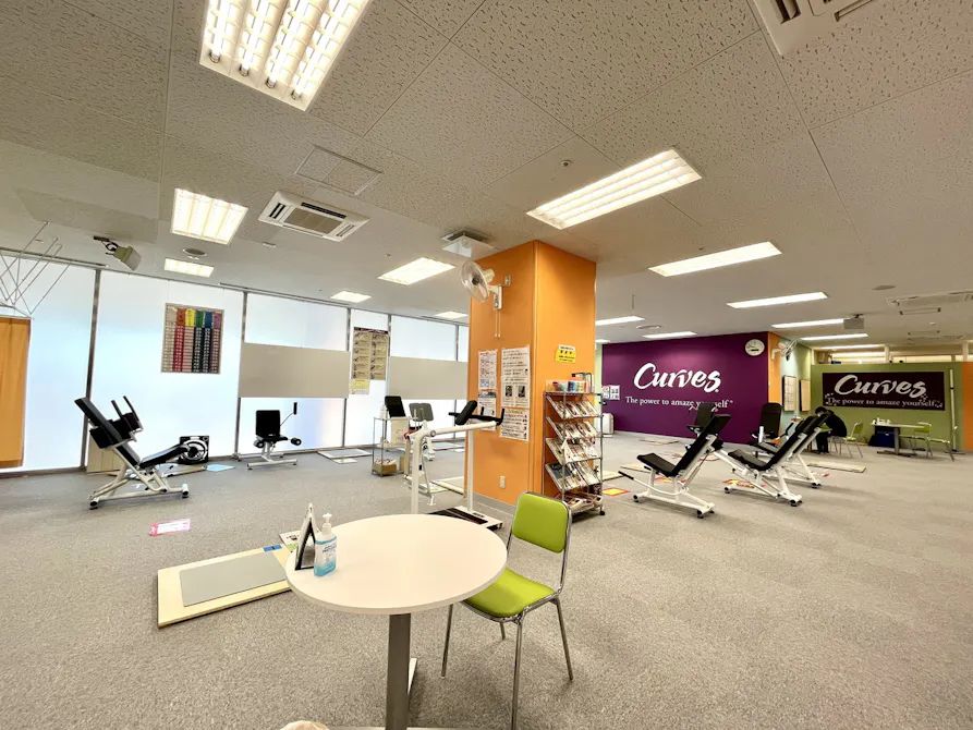 カーブス 古河雷電町店の画像